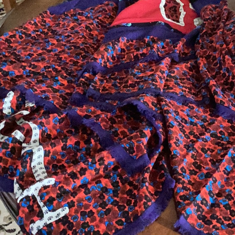 Coach ladies scarf.